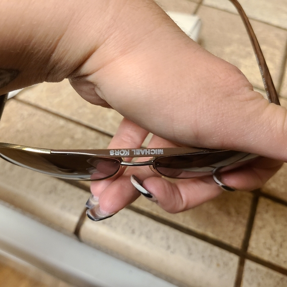 Michael Kors Aviators - Picture 4 of 5
